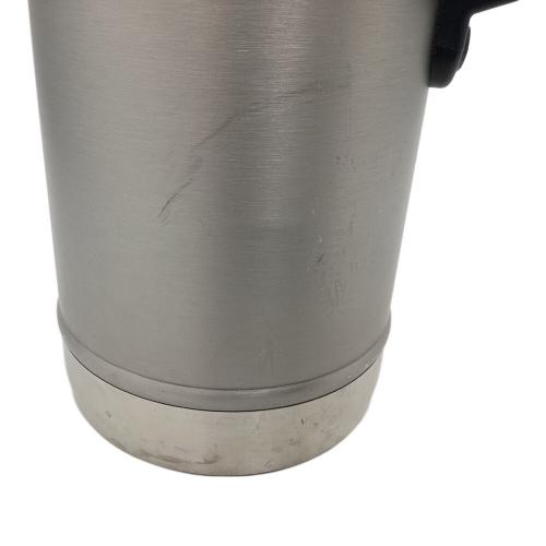 STANLEY (スタンレー) アウトドア食器 クラシック真空グロウラー 1.9L