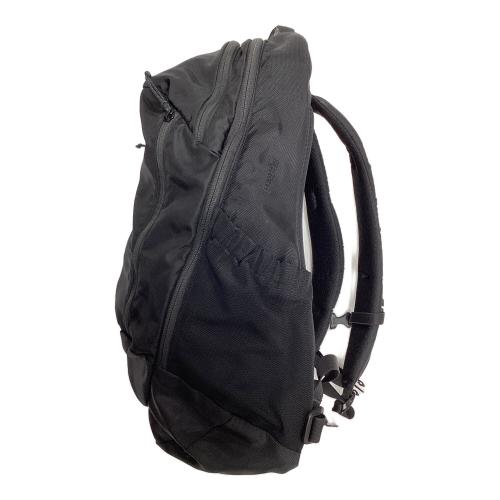 ARC'TERYX (アークテリクス) バックパック 26L ブラック 11T-00137909 MANTIS 背面長40cm以下 21-30L(日帰り)
