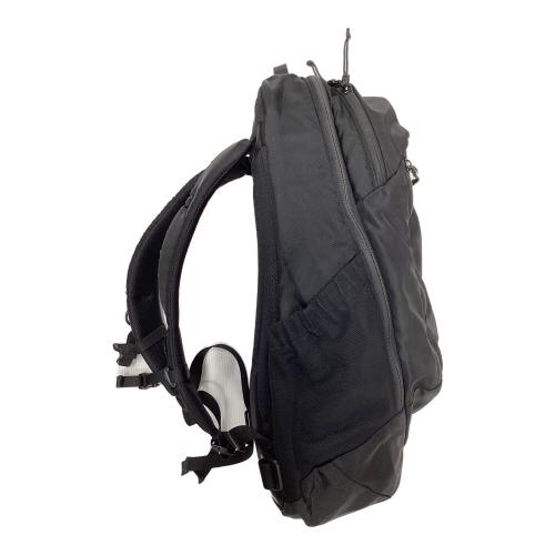 ARC'TERYX (アークテリクス) バックパック 26L ブラック 11T-00137909 MANTIS 背面長40cm以下 21-30L(日帰り)