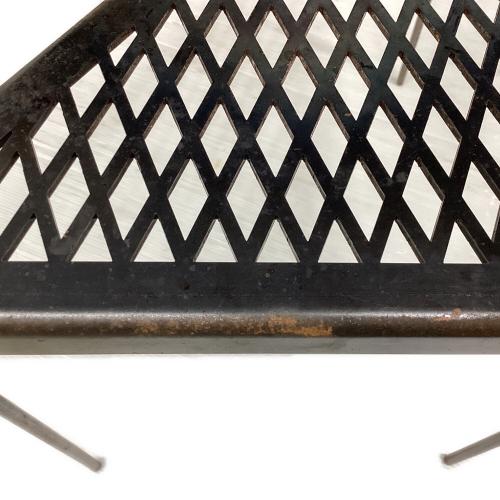 Sanzoku Mountain (サンゾクマウンテン) アウトドアテーブル ブラック derutas