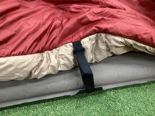 Snow peak (スノーピーク) 封筒型シュラフ(化繊) BD-050 グランドオフトン シングル1000掛布団 【春～秋用】 掛け布団／110×180cm、マット／77×198cm