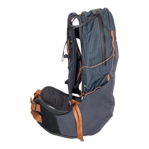 BLACK DIAMOND (ブラックダイヤモンド) バックパック 30L グレー×オレンジ パーシュート30 背面長 約41～45cm 21-30L(日帰り)