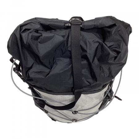 FREELIGHT (フリーライト) バックパック 50L ホワイト×ブラック FREELIGHT (フリーライト) バックパック 50L ホワイト×ブラック