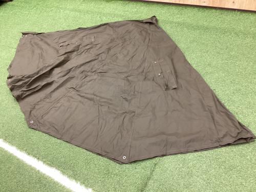 ポーランド軍 (ポーランドグン) 軍幕 サイズ2(170-180) 1人用 軍放出品につき使用感有 ポール別売り スカートなし ハンマーなし/説明書なし