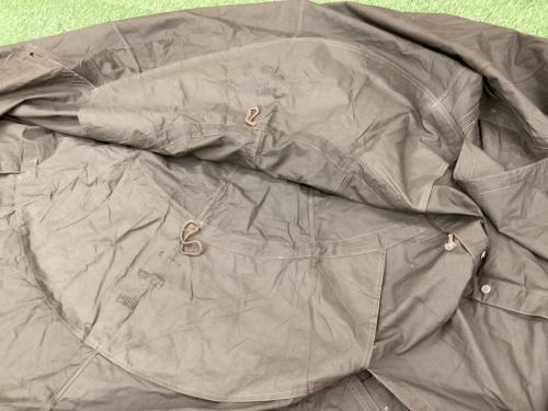 ポーランド軍 (ポーランドグン) 軍幕 サイズ2(170-180) 1人用 軍放出品につき使用感有 ポール別売り スカートなし ハンマーなし/説明書なし