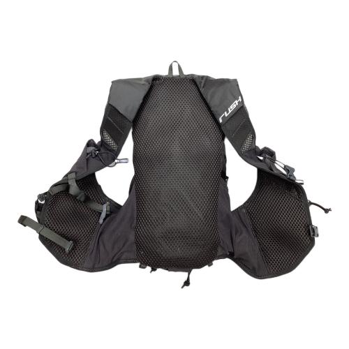 PAAGO WORKS (パーゴワークス) バックパック ブラック RUSH11R トレラン用 未使用品