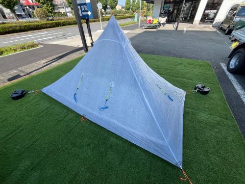 Hyperlite Mountain Gear 登山用テント ※ポールは別売りです。 幕体重量:476g MID1 約137×271×137cm 1～2人用 程度B スカートなし ハンマーなし/説明書あり ダイニーマ