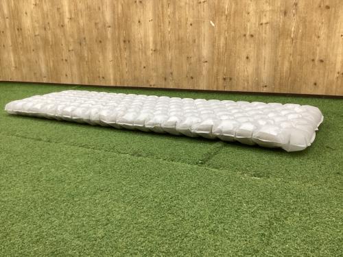 ARATA (アラタ) エアーマット 約183×56×8cm ポンプサック付 R値:6.7