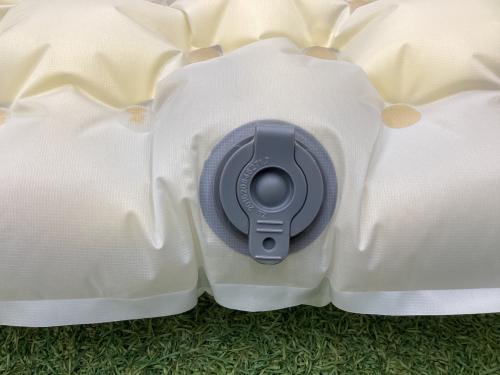 ARATA (アラタ) エアーマット 約183×56×8cm ポンプサック付 R値:6.7