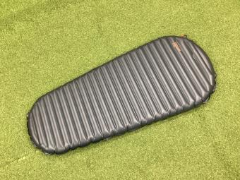 THERMAREST (サーマレスト) エアーマット 119×51×6.3cm R値2.3 ブラック ネオエアーウーバーライト スモール