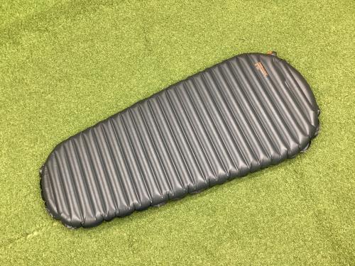 THERMAREST (サーマレスト) エアーマット 119×51×6.3cm R値2.3 ブラック ネオエアーウーバーライト スモール