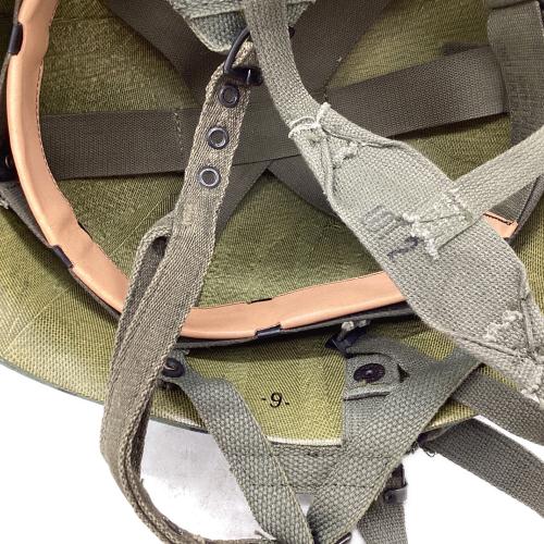 アメリカ軍 ヘルメット 推定ベトナム戦争 二等軍曹ワッペン有 放出品 M1ヘルメット リーフカモ