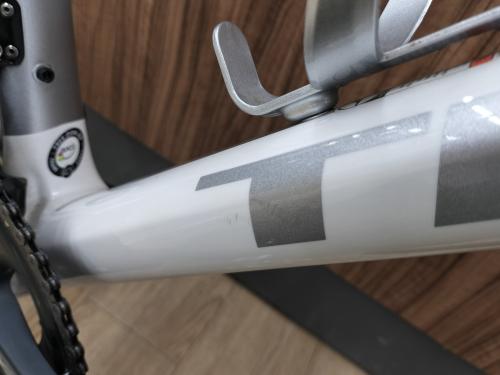 TREK (トレック) ロードバイク SIZE 50 ホワイト 2×11s カーボン 2015年モデル WTU236QU0146K DOMANE5.2 157-164cm ■ ■ ■ Ultegra(6800) ▲