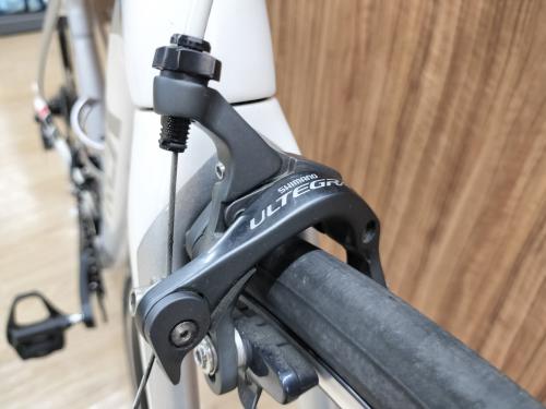 TREK (トレック) ロードバイク SIZE 50 ホワイト 2×11s カーボン 2015年モデル WTU236QU0146K DOMANE5.2 157-164cm ■ ■ ■ Ultegra(6800) ▲