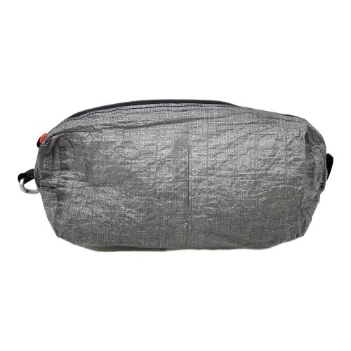 Hyperlite Mountain Gear (ハイパーライトマウンテンギア) 登山雑貨 2L グレー Zippy ダイニーマ