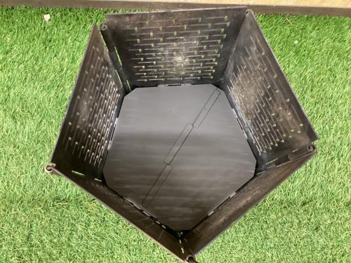 サンゾー工務店 (サンゾーコウムテン) 焚火台 RODAN【HANGETSU】