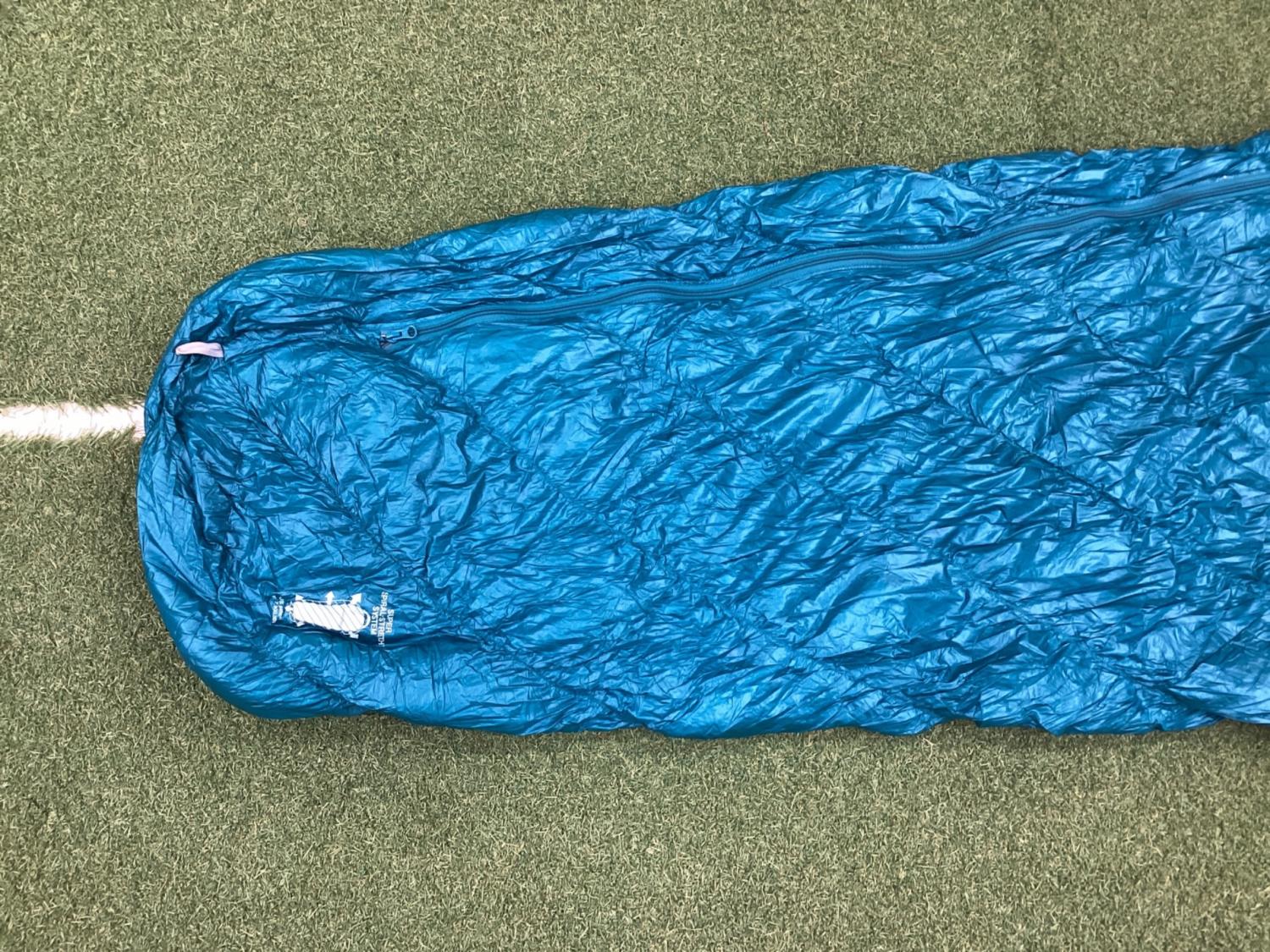 mont-bell (モンベル) マミー型シュラフ(ダウン) ストレージバッグ付き