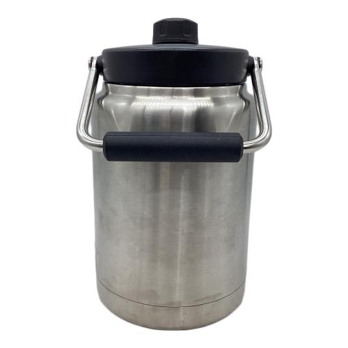 Yeti (イエティ) ランブラーハーフガロンジャグ ウォータージャグ 64oz/1893ml