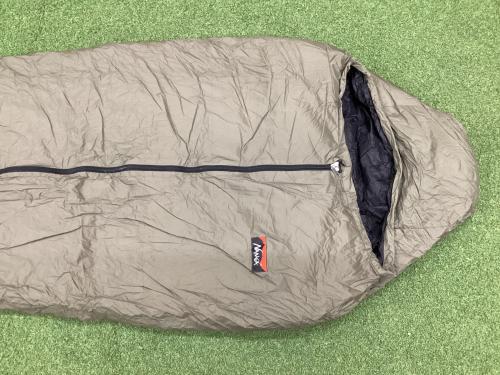 NANGA (ナンガ) マミー型シュラフ(ダウン) ライトグレー オーロラ600DX センタージップ