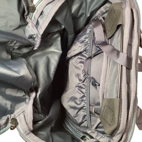 BLUE ICE (ブルーアイス) バックパック 32L ネイビー CHIRU 32