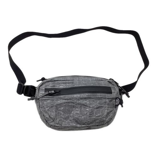 nup design (ナップデザイン) 登山雑貨 グレー Puff Pack DCF