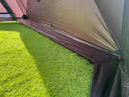 MOBI GARDEN (モビガーデン) コマンダー185　グランドシート・ルーフシート付