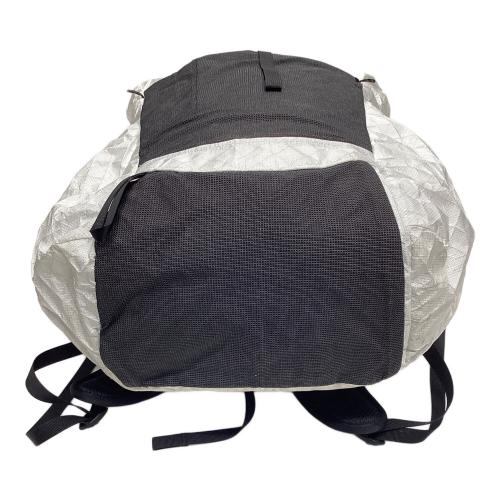 PA'LANTE (パランテ) バックパック 37L ホワイト×ブラック デザートパック