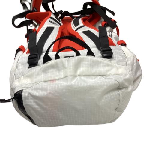 THE NORTH FACE (ザ ノース フェイス) バックパック NM62155 38L ホワイト×オレンジ ファントム38