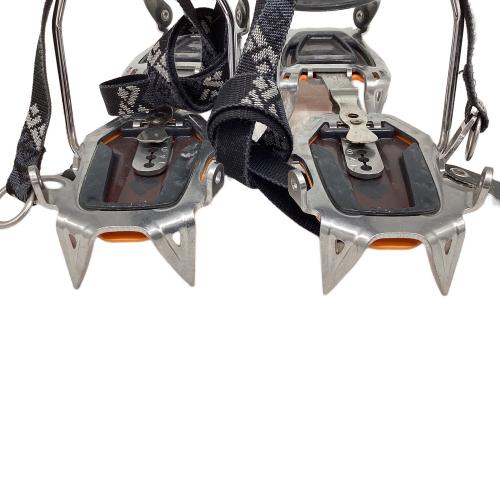 BLACK DIAMOND (ブラックダイヤモンド) 12本爪アイゼン BD33054 シルバー セラック クリップ