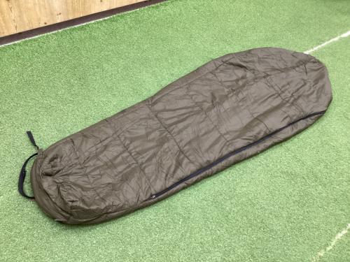 NANGA (ナンガ) マミー型シュラフ(化繊) オリーブ 別注 アルピニスト800