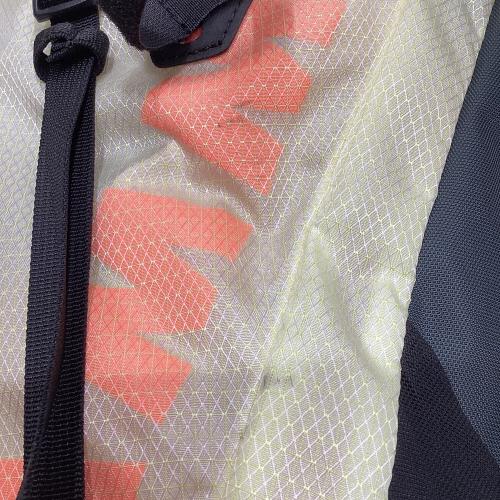 MAMMUT (マムート) バックパック カーキ×ブラック DUCAN24