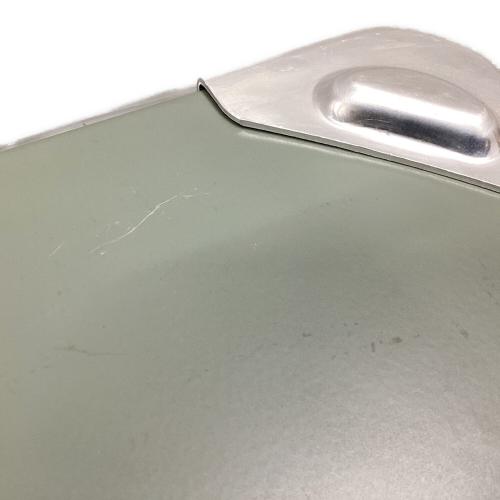 VANLIFE SUPPLY 収納ケース 821-019G FREAKS STORE別注 グリーン アルミコンテナM