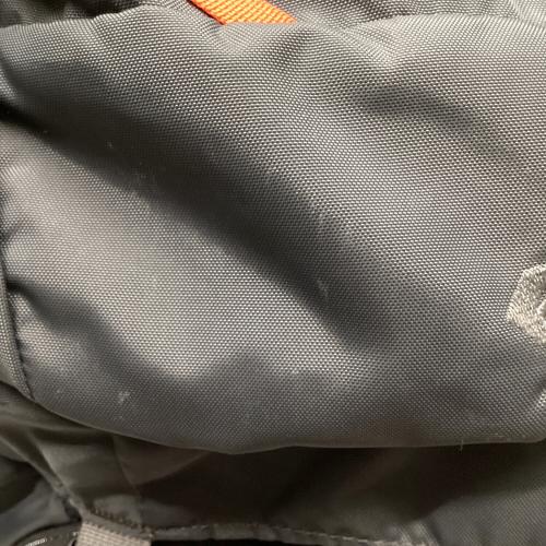 MOUNTAIN HARD WEAR (マウンテンハードウェア) バックパック OU5955 SIZE S/M グレー×ホワイト SOUTH COL 70