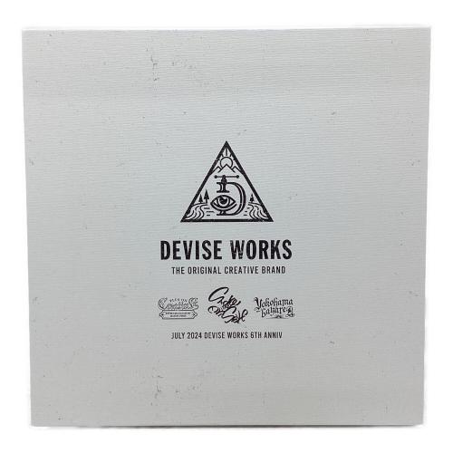 DEVISE WORKS (デバイスワークス) アウトドア雑貨 ホワイト アートボード DEVISE LOGO