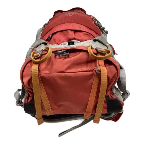OSPREY (オスプレー) バックパック 38L レッド kestrel38 MLサイズ