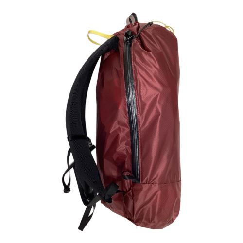 RawLow Mountain works (ロウロウ マウンテンワークス) バックパック レッド Cocoon Pack