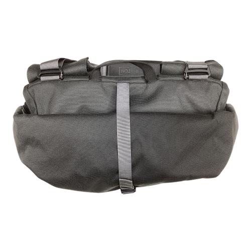BROMPTON (ブロンプトン) Borough Roll Top Bag フロントバッグ グレー