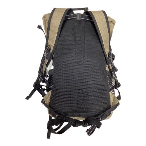 and wander (アンドワンダー) バックパック 574-5975203 約18L カーキ エコパック
