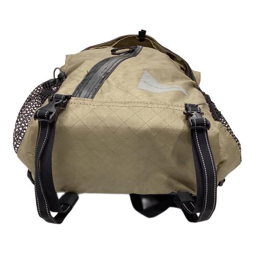 and wander (アンドワンダー) バックパック 574-5975203 約18L カーキ エコパック