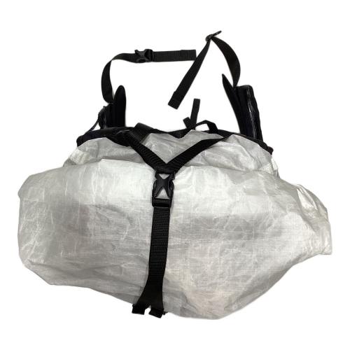 Hyperlite Mountain Gear (ハイパーライトマウンテンギア) バックパック SIZE M ホワイト ウェイポイント35