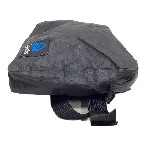 Zpacks (ジーパックス) 登山雑貨 ブラック Front Utility Pack Accessory