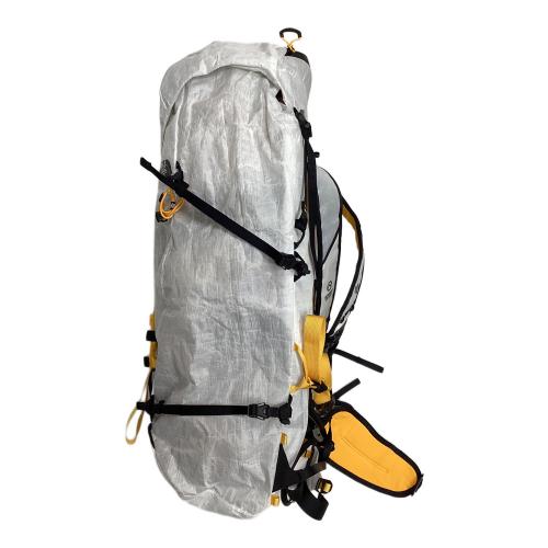 THE NORTH FACE (ザ ノース フェイス) バックパック NM62551 S/M：約830g ホワイト サミットAMK40