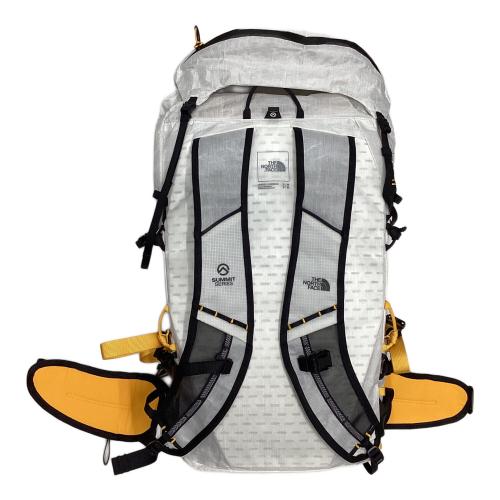 THE NORTH FACE (ザ ノース フェイス) バックパック NM62551 S/M：約830g ホワイト サミットAMK40