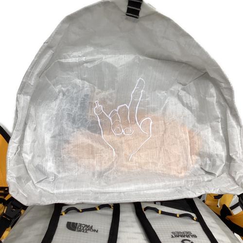THE NORTH FACE (ザ ノース フェイス) バックパック NM62551 S/M：約830g ホワイト サミットAMK40