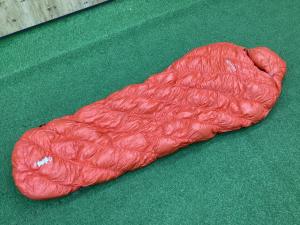 mont-bell (モンベル) マミー型シュラフ(ダウン) 1121176 リミット:-12℃/コンフォート:-5℃ ケース付 ダウンハガー 800 レディース #1
