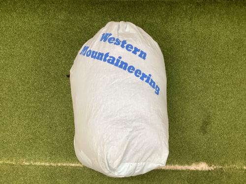 western mountaineering (ウェスタンマウンテニアリング) マミー型シュラフ(ダウン) ブルー×ブラック ケース・ストレージバック付 Antelope GWS