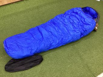 western mountaineering (ウェスタンマウンテニアリング) マミー型シュラフ(ダウン) ブルー×ブラック PUMA GWS