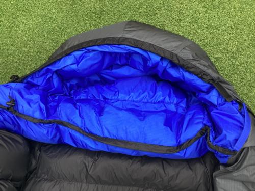 western mountaineering (ウェスタンマウンテニアリング) マミー型シュラフ(ダウン) ブルー×ブラック PUMA GWS