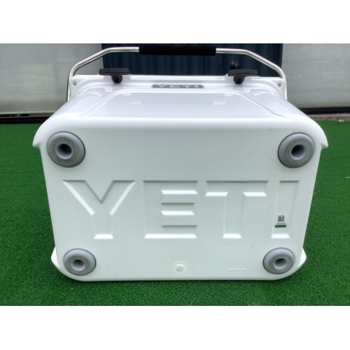 Yeti (イエティ) クーラーボックス 20QT(19.6L) ホワイト 廃盤品 