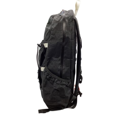 Hyperlite Mountain Gear (ハイパーライトマウンテンギアー) バックパック 21L ブラック 入手困難品 UL デイブレイク 背面長 約41～45cm 21-30L(日帰り)